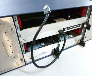HiPath 4000 Siemens Communication Server mit Baugruppen S30807-U6625-X Refurbished