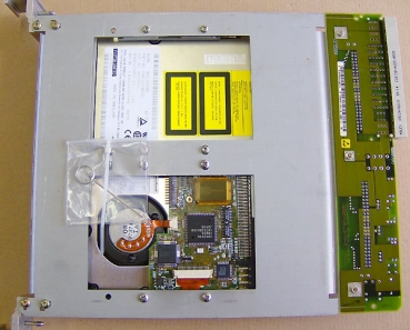 XSCSI HD TAPE DRIVE S30807-Q6110-X000-C1 77 Refurbished